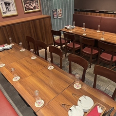 【テーブル宴会席　13～16名様】ビヤホールの雰囲気を楽しみながらご宴会♪ビヤホールの雰囲気を味わいつつ、団体様で楽しんでいただくならおすすめのテーブル席。オフ会・合コン・二次会・打ち上げに♪