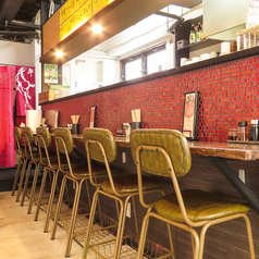 カウンター席です！お一人様も歓迎！