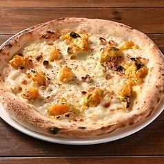 かぼちゃとヘーゼルナッツピッツァ