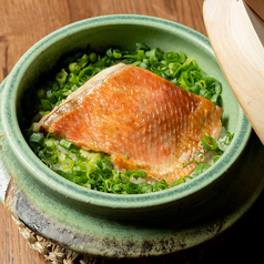 独歩炎の羽釜で炊き上げる 『金目鯛の羽釜飯』