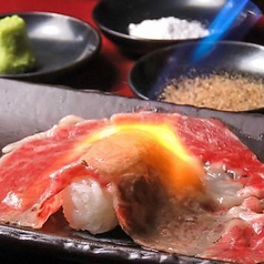 大人気メニュー【肉寿司】コースご利用の方はクーポン利用で、ビビンバ→肉寿司に変更もOK！！の写真