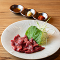 料理メニュー写真&nbsp;馬刺し（辛味噌ニンニク）