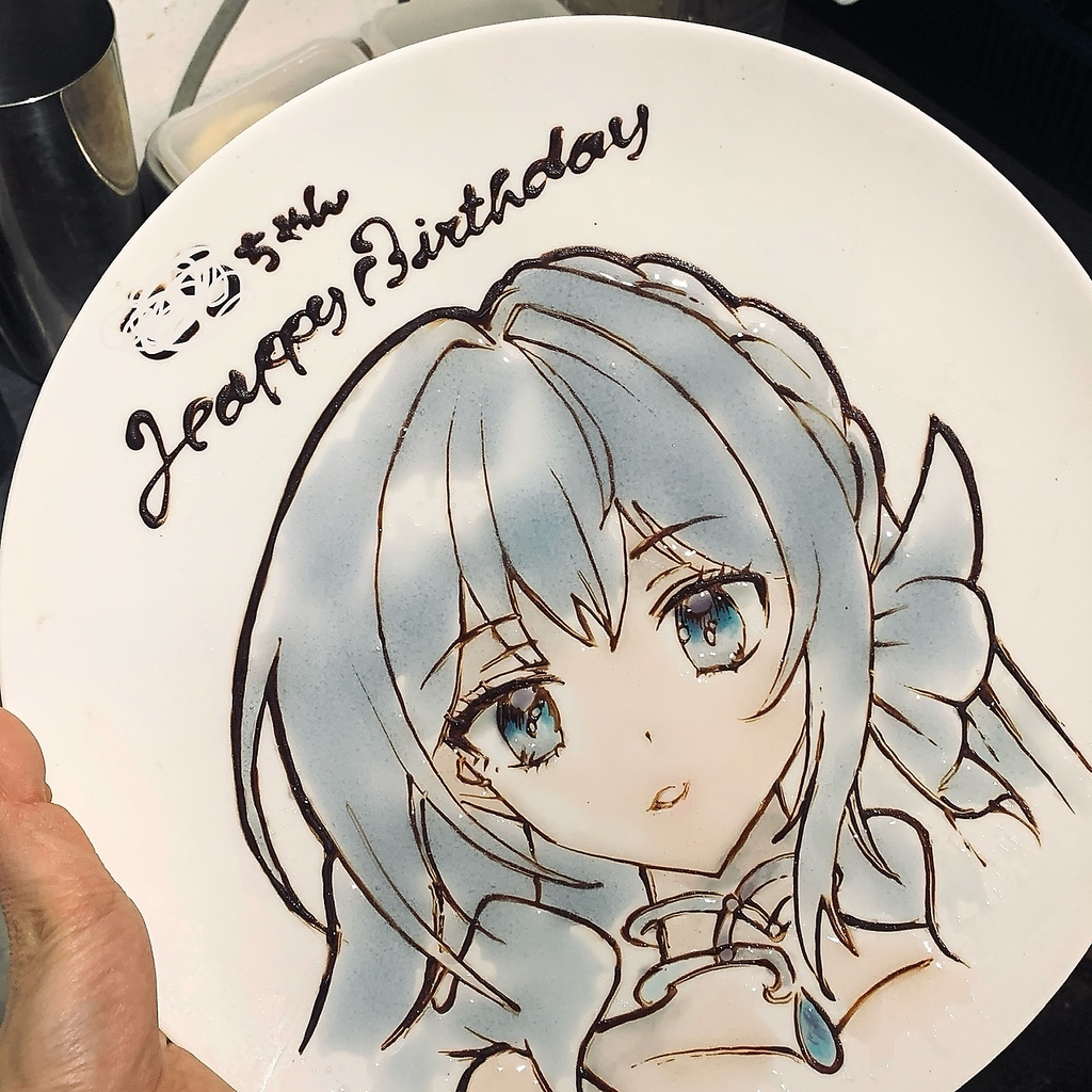 東京基地名物のイラストプレート♪期間限定、無料サービスのお得なコースも！