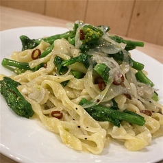 平打ち生パスタ（フィットチーネ5種）の写真