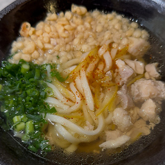 一番人気を誇る当店自慢の絶品鶏だしうどん
