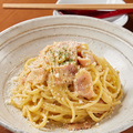 料理メニュー写真 おでん出汁パスタ/カルボナーラ