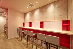 カウンター席もございます。