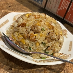 【スタミナ満点】納豆ガーリックチャーハン◆〆にもおすすめの一皿の写真