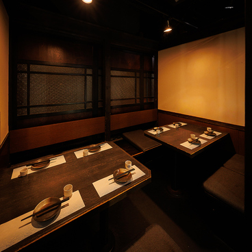 日本酒原価酒蔵 池袋本店の雰囲気1