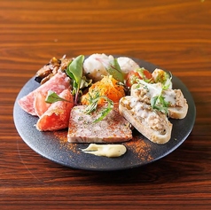 肉屋の前菜盛り合わせ