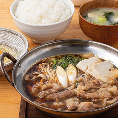 ＜鍋定食：火＞和牛すき焼き定食