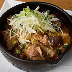 とろとろ牛スジのチリココナッツ煮込み