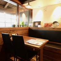 少人数宴会にも最適！各種テーブル席をご用意