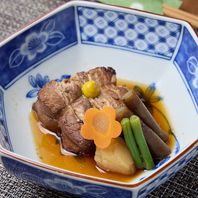 【口の中でとろける旨味】豚の角煮