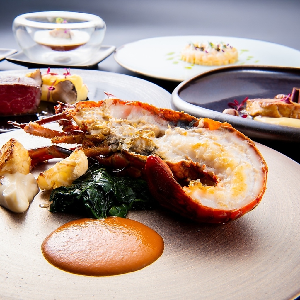 季節の野菜や千葉県産伊勢海老など旬な食材を自由な発想でご提供いたします