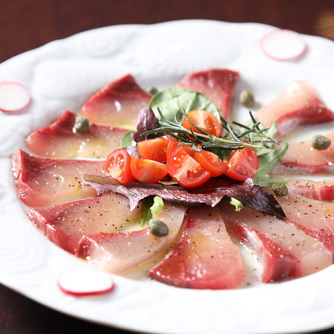 パスタやお肉料理など、種類豊富な洋食メニュー♪少人数貸切のご利用大歓迎！