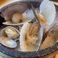 【裏名物】アサリと帆立稚貝のぐつぐつ煮