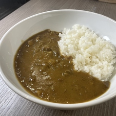たっぷり牛すじカレー