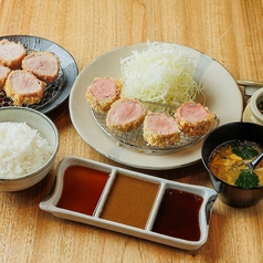 一皿で三重奏！味わいのハーモニーを体験