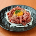 料理メニュー写真&nbsp;(牛) 新鮮炙りユッケ