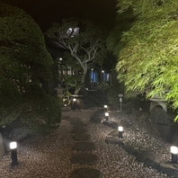 四季を感じる日本庭園テラスで、特別なひとときを。