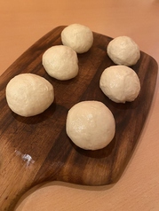 新潟県産米粉を使用した手作りピザが自慢！の写真