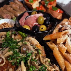 当店の人気メニューで、ちょっと贅沢なおうち時間に♪