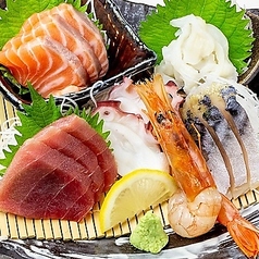 昼は定食 夜は酒場 大衆食堂みなみの特集写真