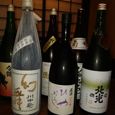 季節のお酒、その都度ご用意しております。