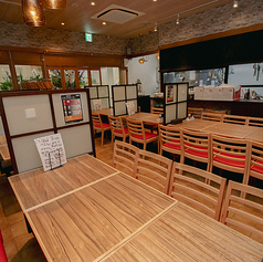 お仕事やお出かけ帰りにふらっと立ち寄れるアットホームなお店♪お一人様や少人数様のサク飲みサク飯にもおすすめです！