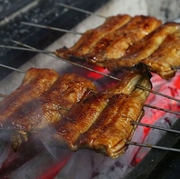 【熟練の職人技】備長炭で焼き上げる自慢の地焼き鰻