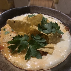 メキシコマンマのモツ煮グラタン