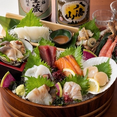 これぞ豪快!!刺身10種盛り合わせ