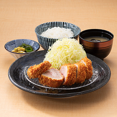 ハーブ三元豚 棒ヒレかつ定食