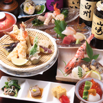 「おまかせコース」では季節を感じる和食に舌鼓、プラス料金で飲み放題も付けられて宴会に最適です。