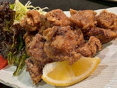 地鶏の唐揚げ