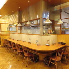 イタリアンダイニング DONA ドナ 有楽町イトシア店の雰囲気1