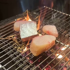 藁焼きはりせんぼん 六本松店のおすすめポイント1