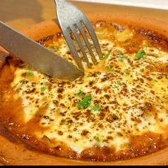 熱々ラザニアは必食！国産牛と濃厚チーズが絶妙な一皿