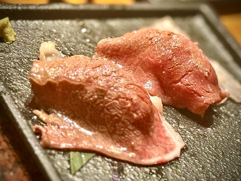 小倉、紺屋町の焼肉×居酒屋　この道４０年のマスターが作る絶品料理をお楽しみ下さい