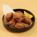 料理メニュー写真&nbsp;秘伝ダレで漬け込んだ鶏の唐揚げ
