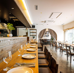 頼んだメニューが目の前で調理されます！