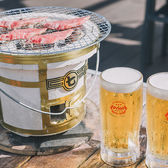 石垣島の青空と風を感じる屋上ビアガーデンで、炭火七輪を使った本格BBQを楽しめるのはここだけ！