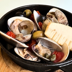 ハマグリと浅利、タケノコのアクアパッツァ