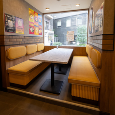 【韓国料理 ホンデポチャ 自由が丘店】デートや友人との食事にもみんなでワイワイ楽しみながら美味しい料理を食べて素敵な時間をお過ごし下さい♪