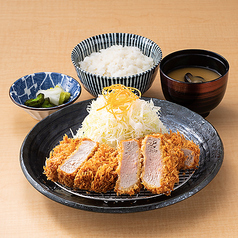 ハーブ三元豚 ヒレ＆ロースかつ定食