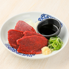 馬刺し~九州甘口醤油添え~