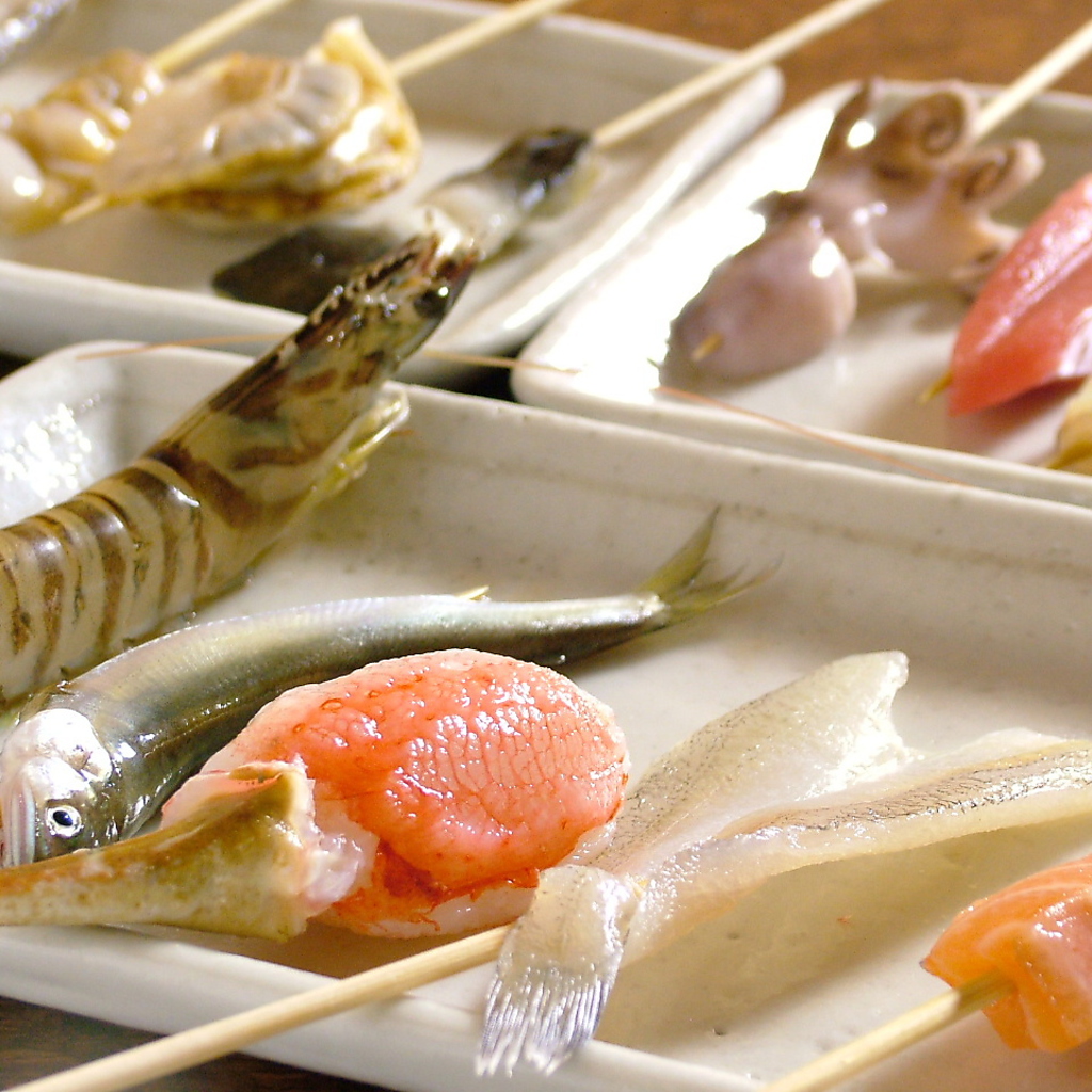 定番から変り種まで種類豊富にご用意。魚介・肉・野菜・変わり種…旬の味が楽しめます。