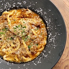 牛すじラグーのミートソースパスタ