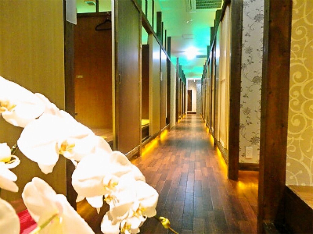 最先端の海外デザイナーが手掛けた『和のデザイナーズ空間』は、とっても落ち着きます。